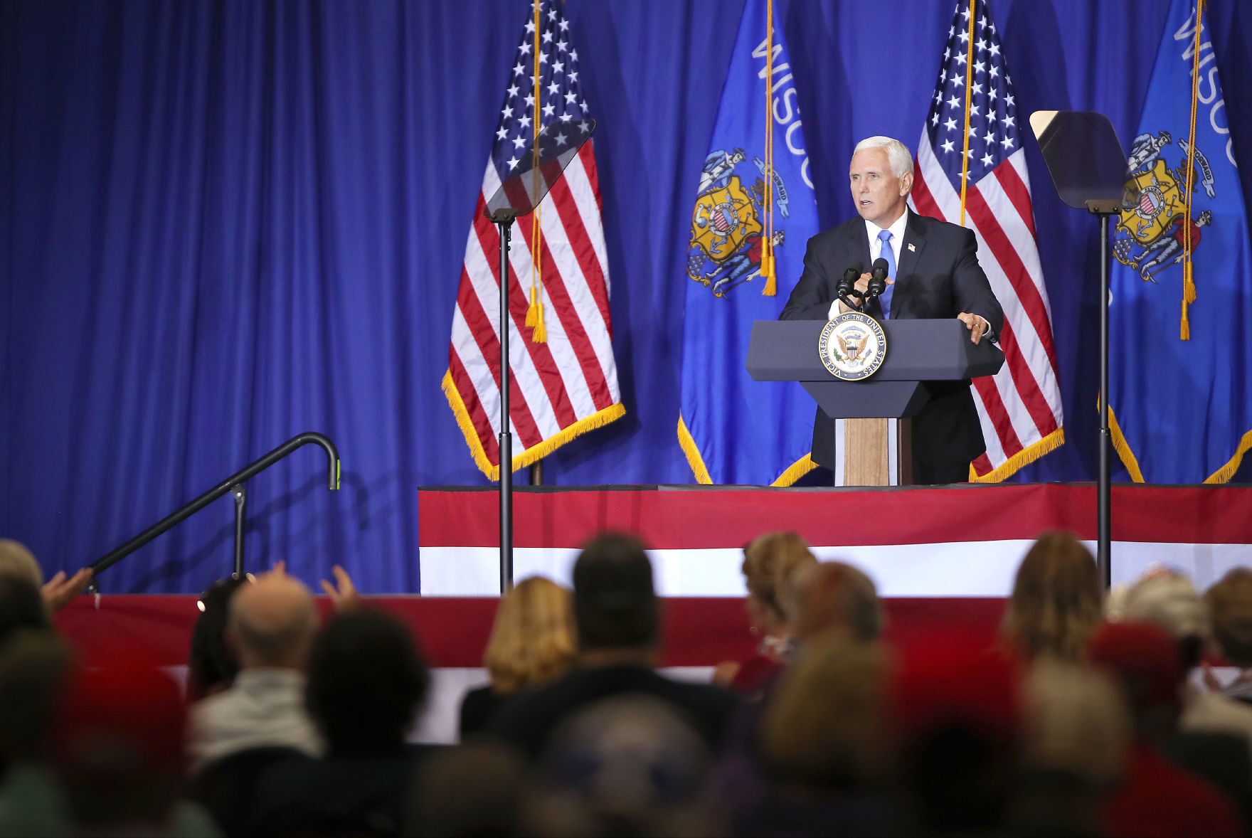JVG_200915_PENCE08